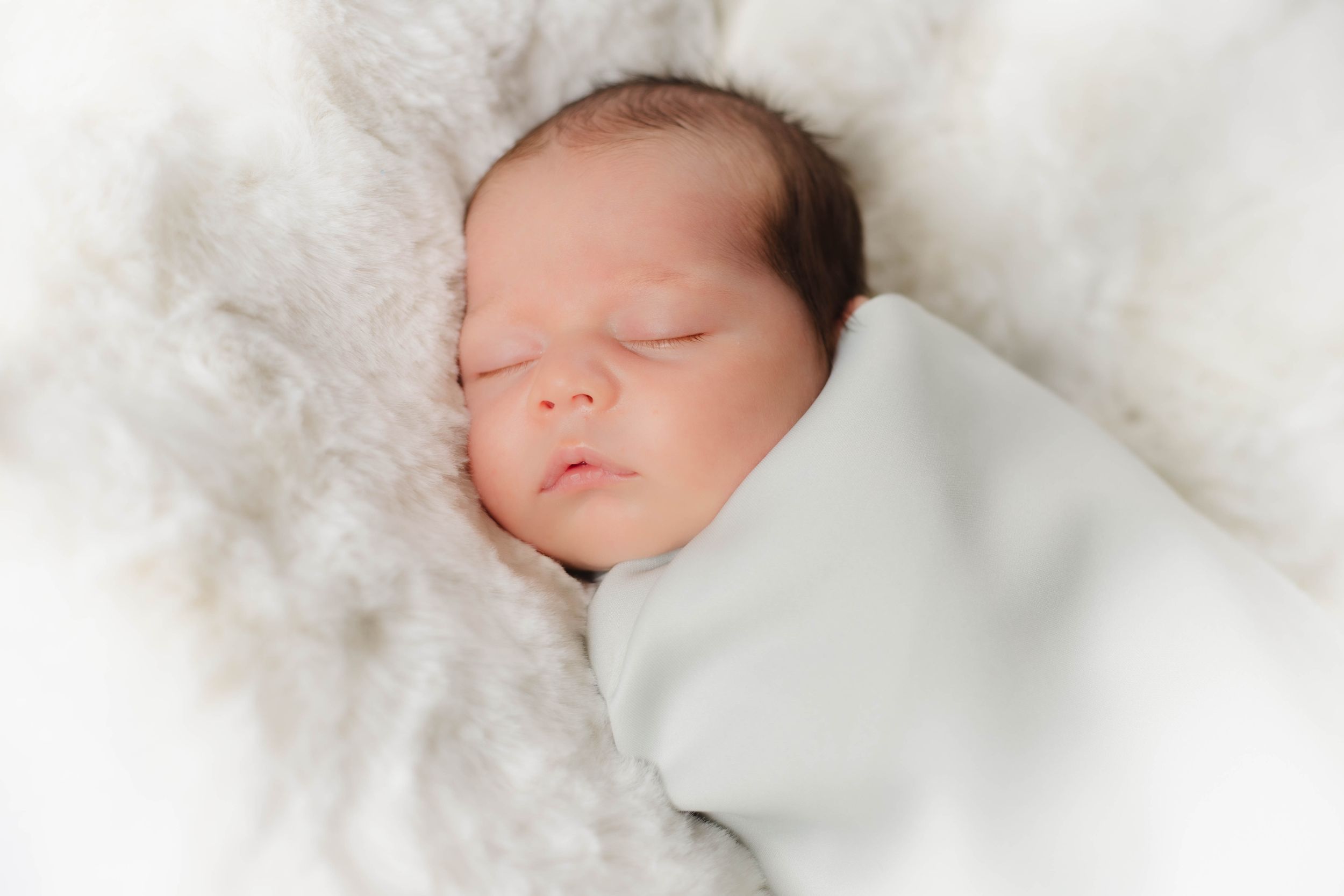 Newborn photography Aberdeen, image 2