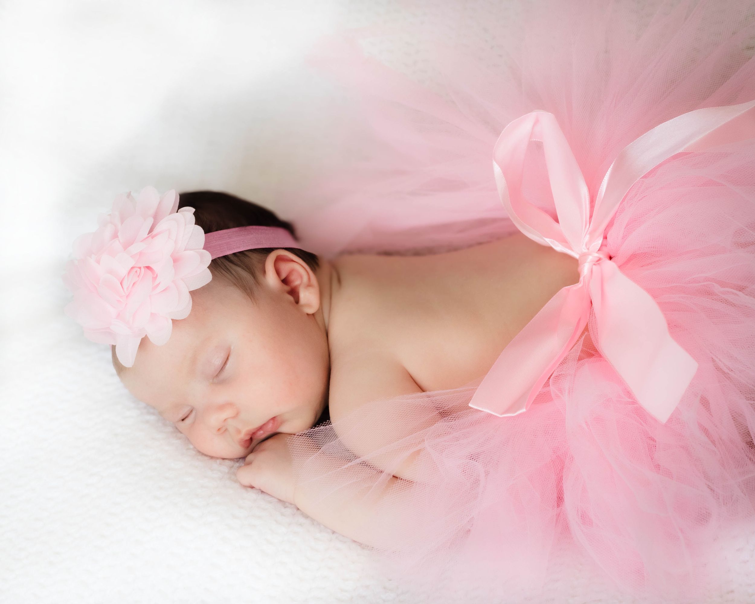 Newborn photography Aberdeen, image 7