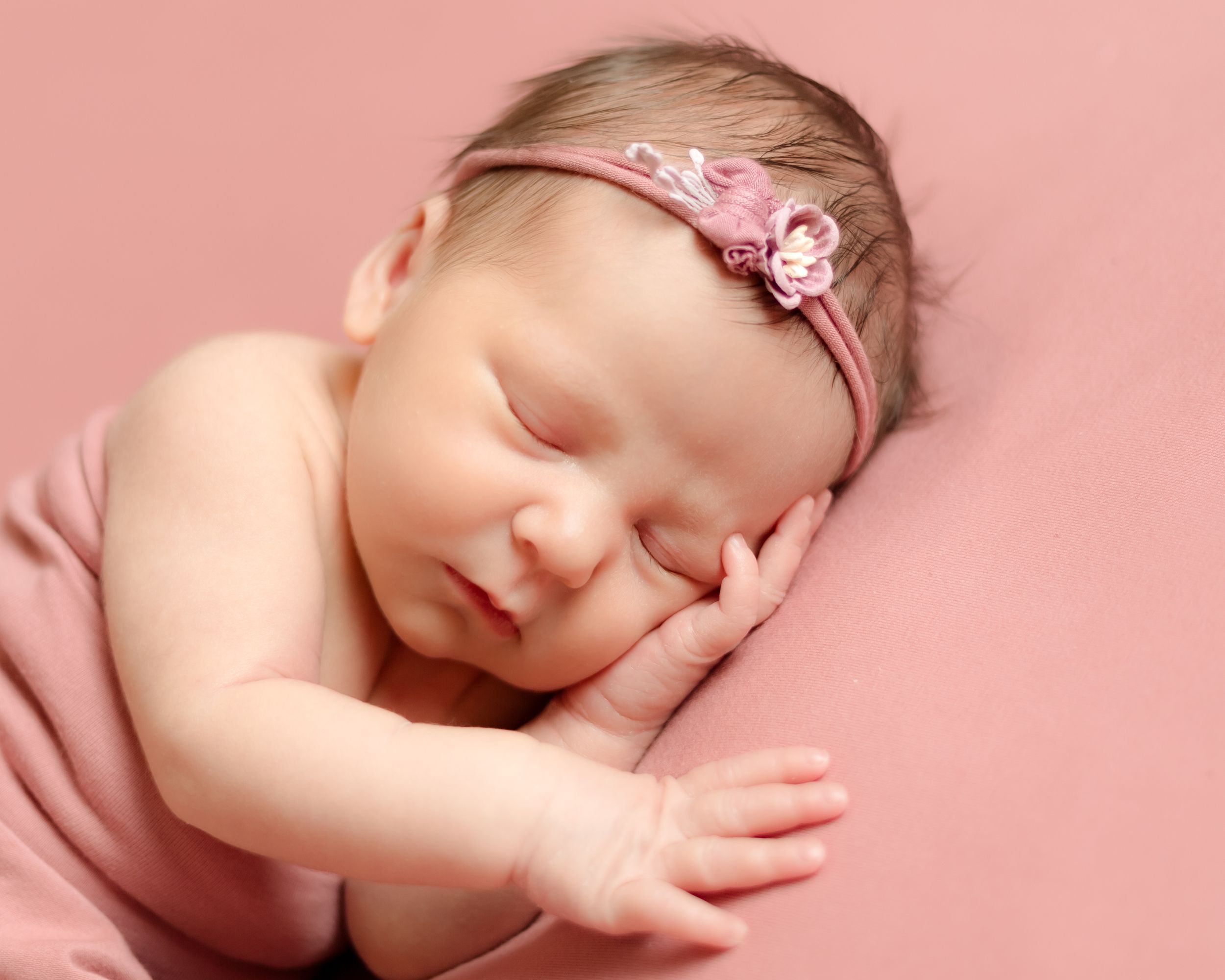 Newborn photography Aberdeen, image 9